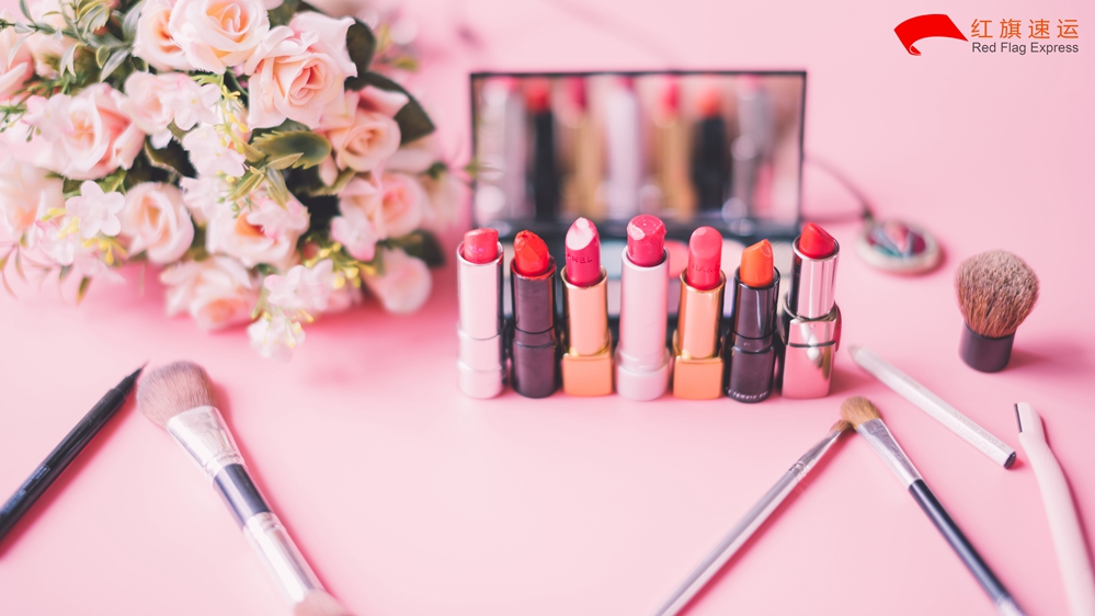 16397306708847.jpg 攝圖網(wǎng)_500498717_美妝口紅化妝品(企業(yè)商用)_副本.jpg